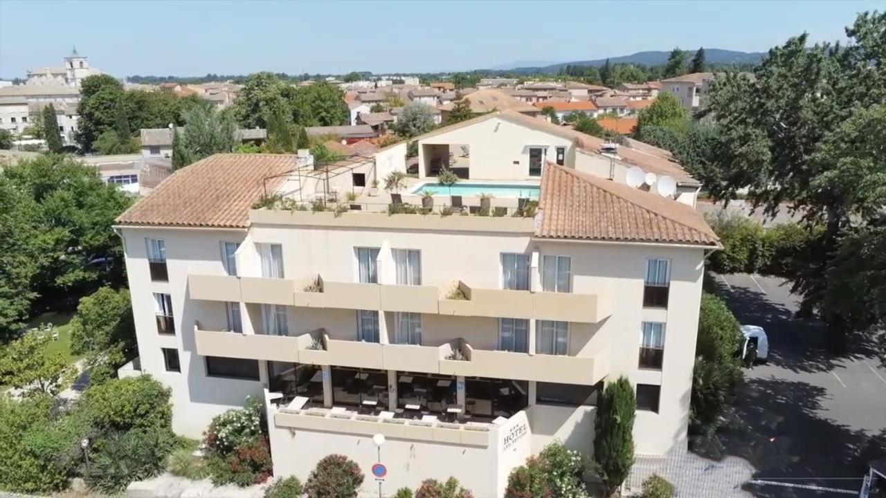 Hotel Les Nevons LʼIsle-sur-la-Sorgue Zewnętrze zdjęcie