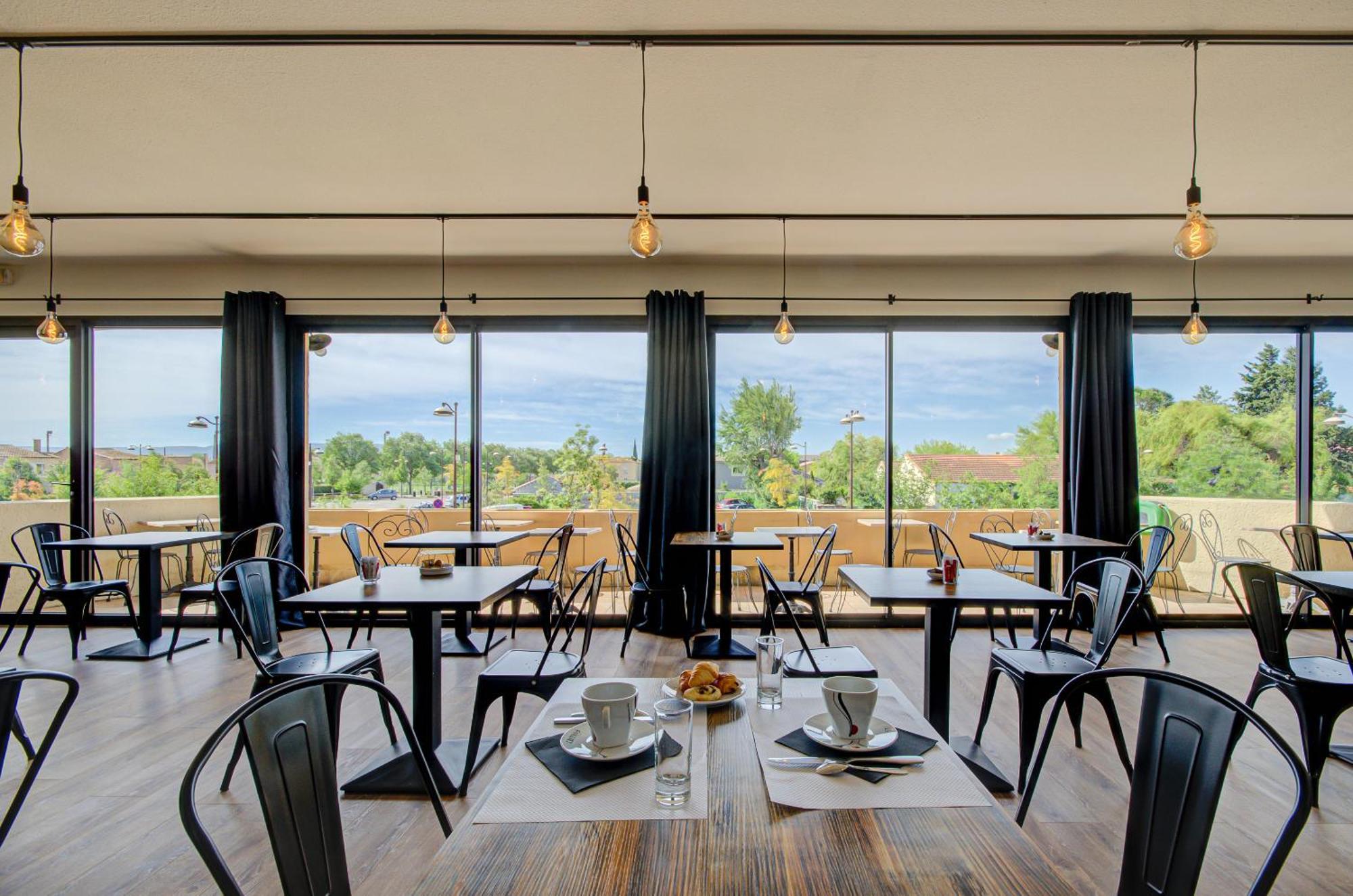 Hotel Les Nevons LʼIsle-sur-la-Sorgue Zewnętrze zdjęcie