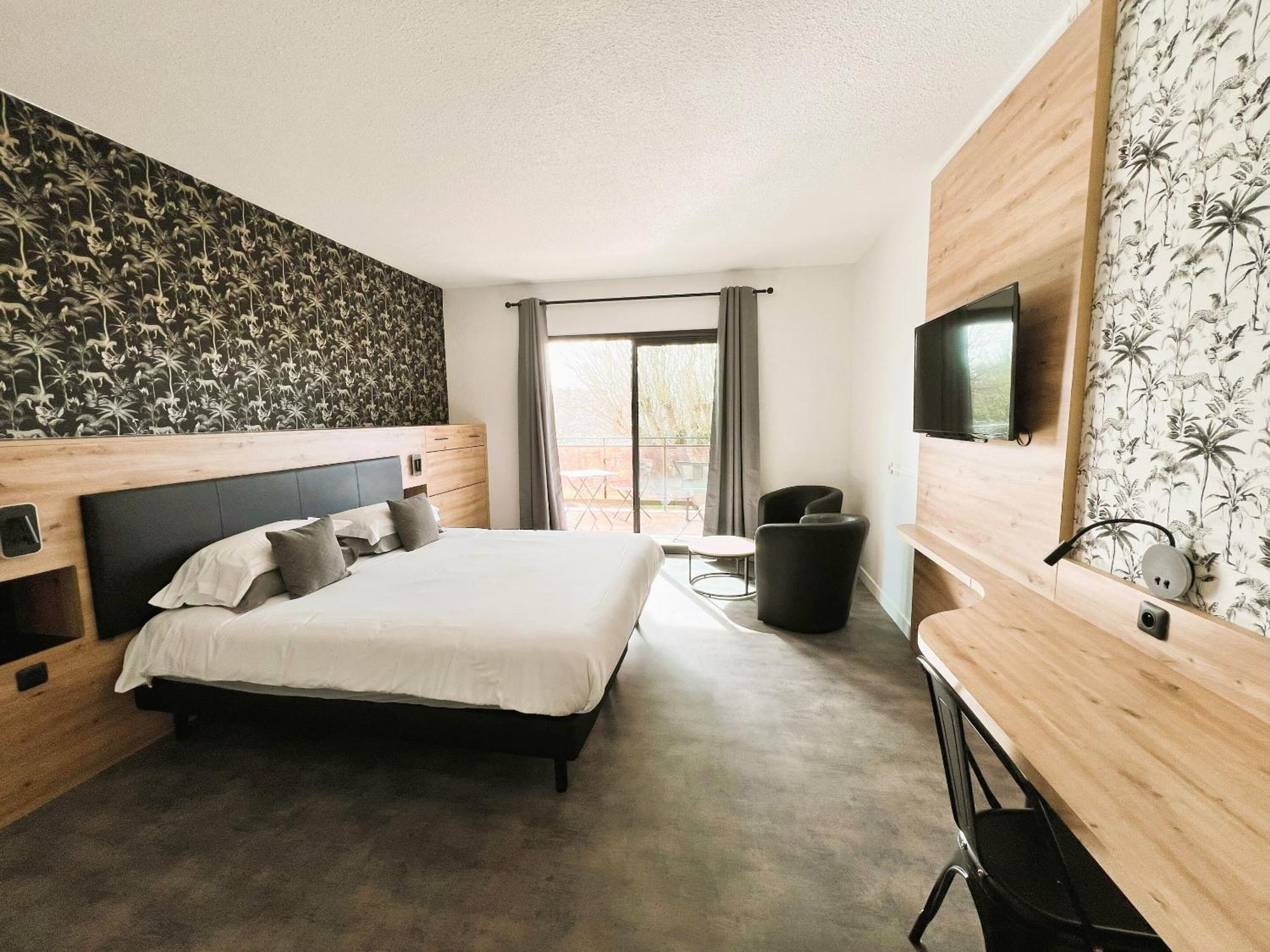 Hotel Les Nevons LʼIsle-sur-la-Sorgue Pokój zdjęcie